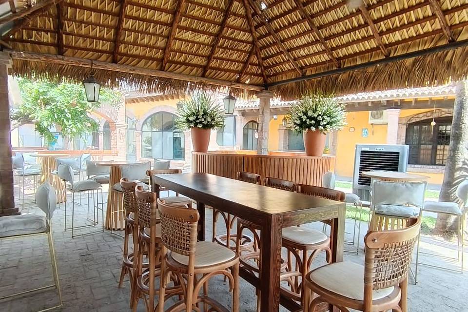 Boda Patio Interior y Jardín