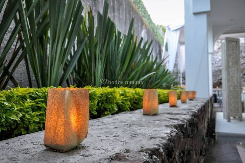 Boda civil en jardín