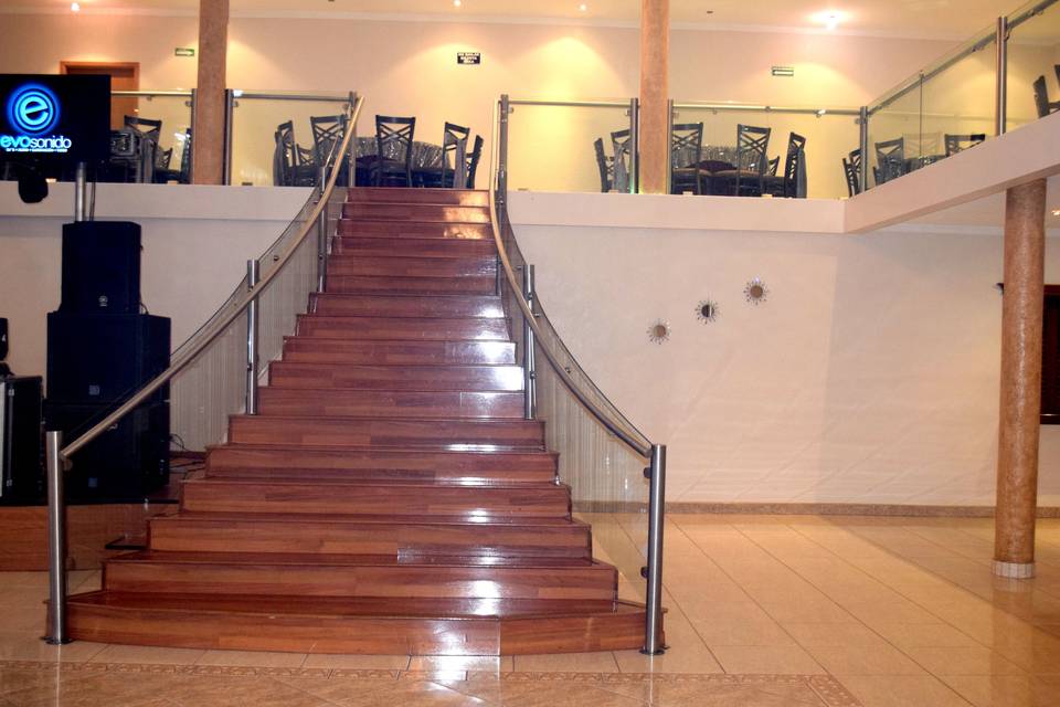 Escalera principal