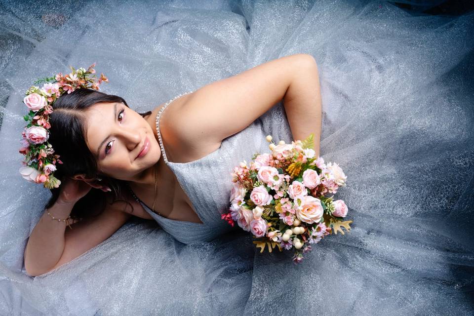 Maquillaje y peinado