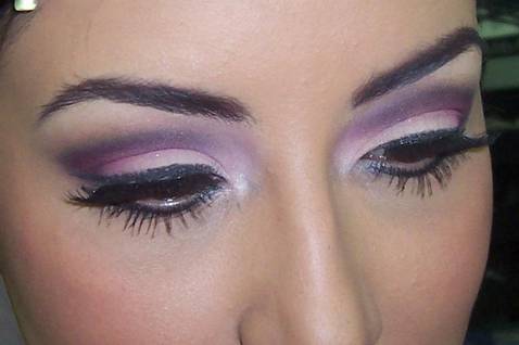 Maquillaje en lila