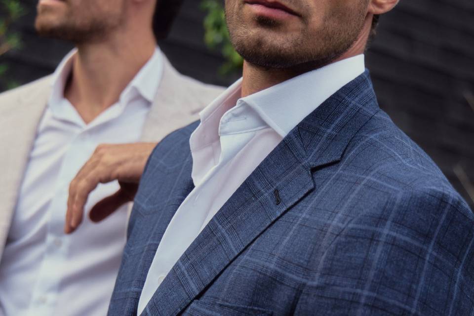 Hombres con traje