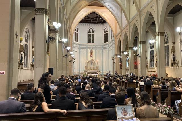 En la iglesia