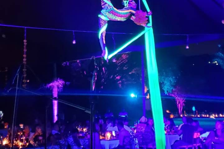 Acrobacia en telas