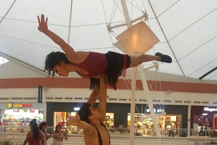 Acrobacia en dúo