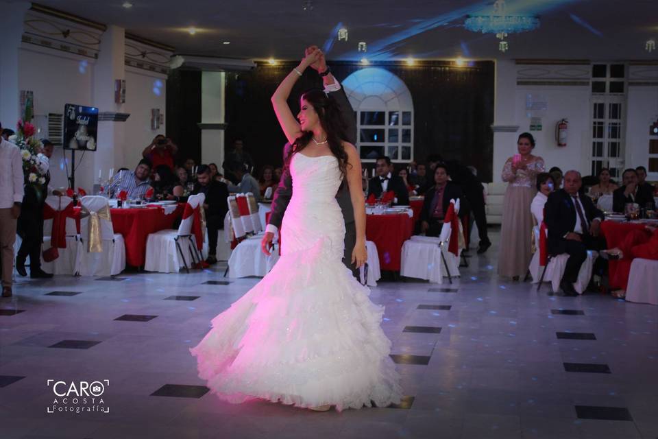 El baile de los novios