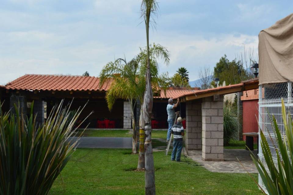 Jardín salón terraza