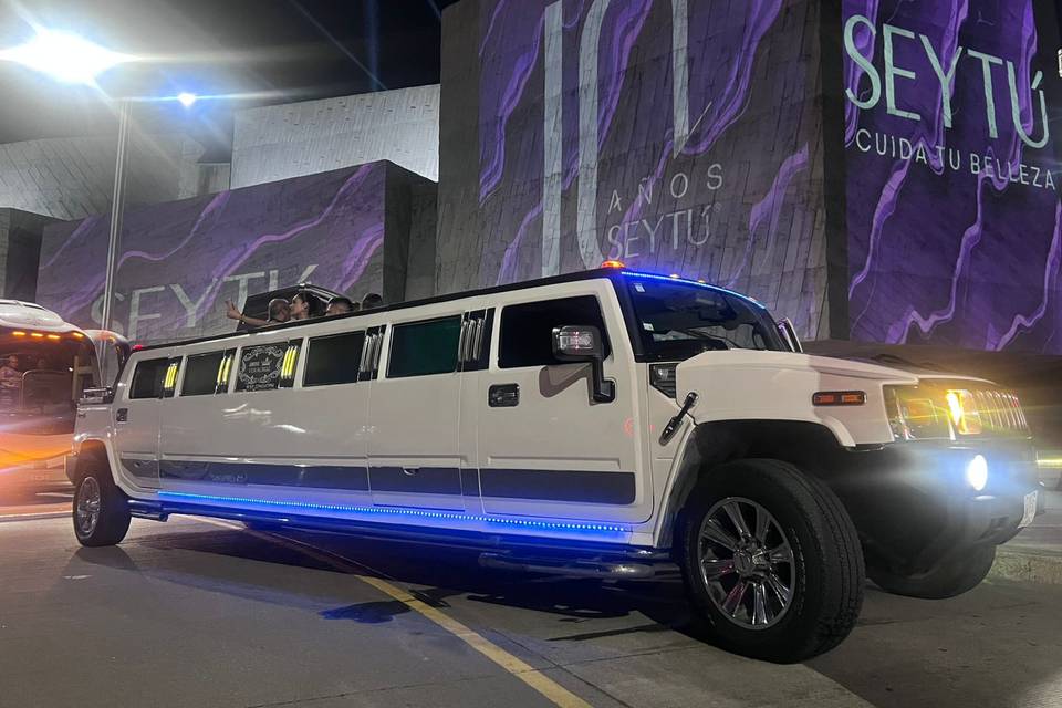 HUMMER H2 PICK UP