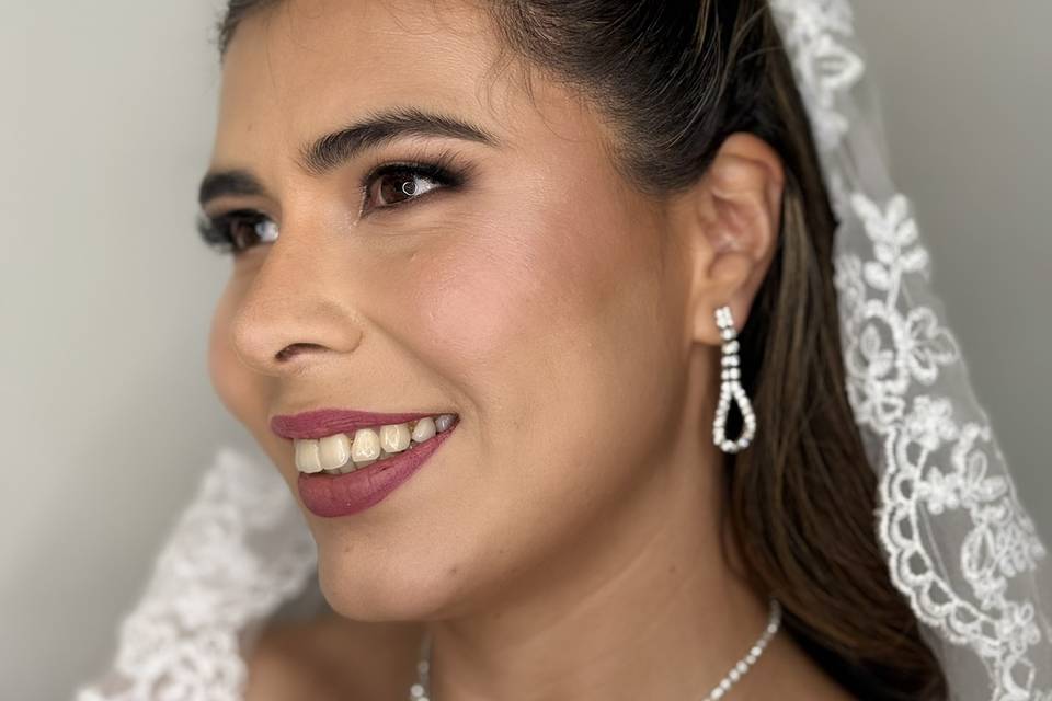 Airbrush Makeup & Beauty Studio by Lupita Castro