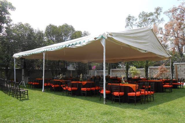 Banquete en jardin