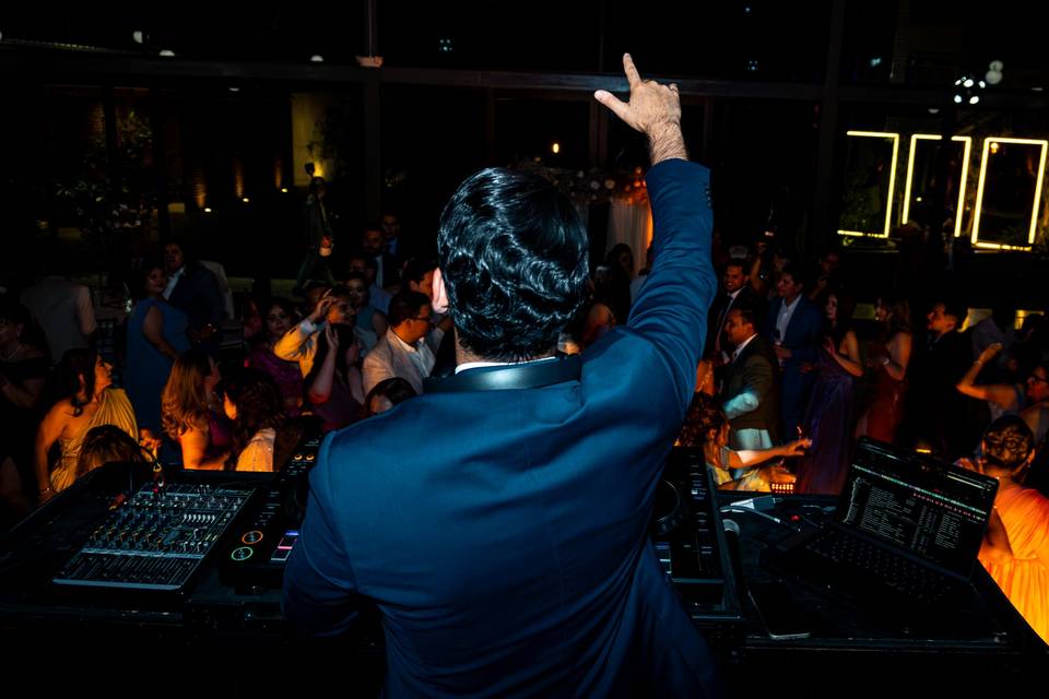 DJ Party