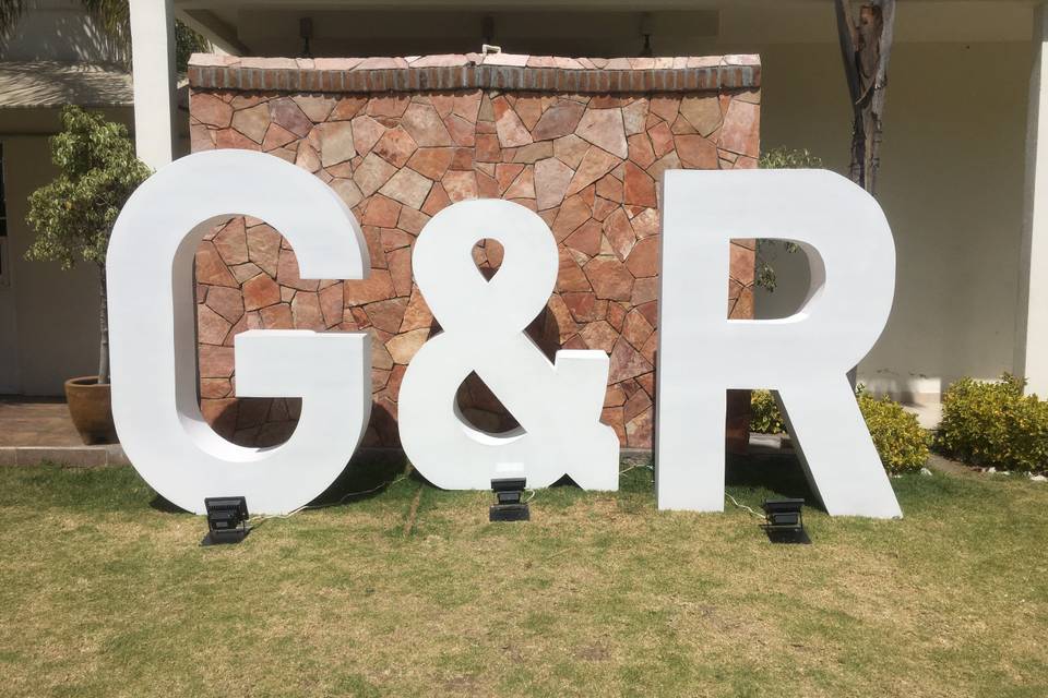 Letras gigantes 3D en Puebla