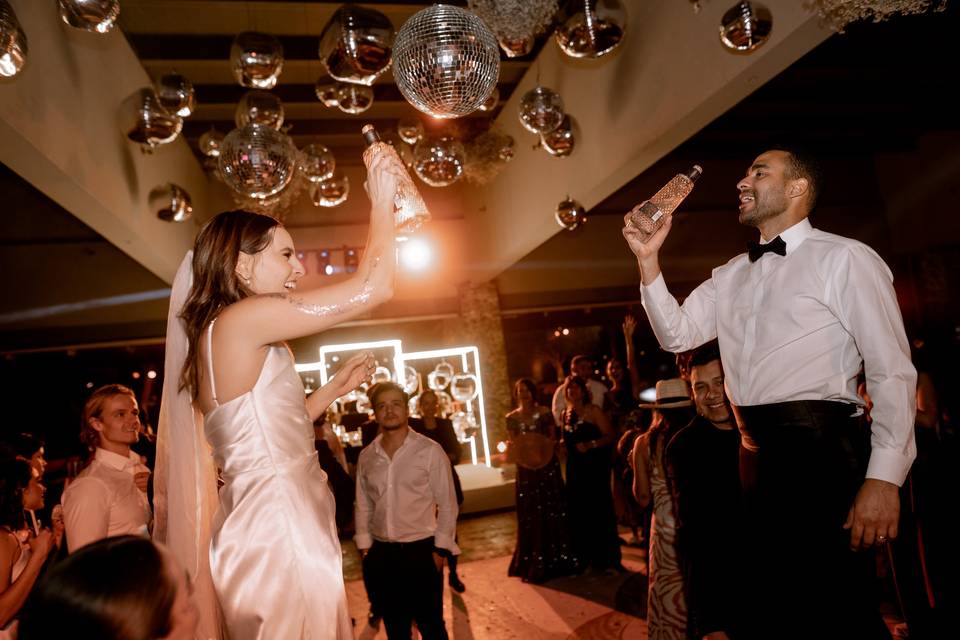 Boda