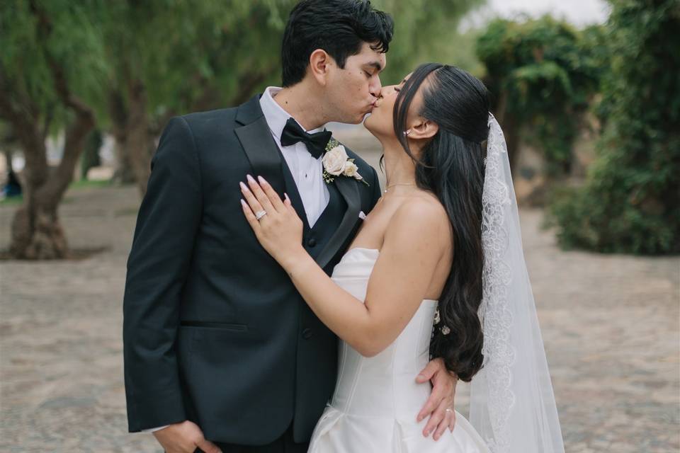 Anahi & Joshua