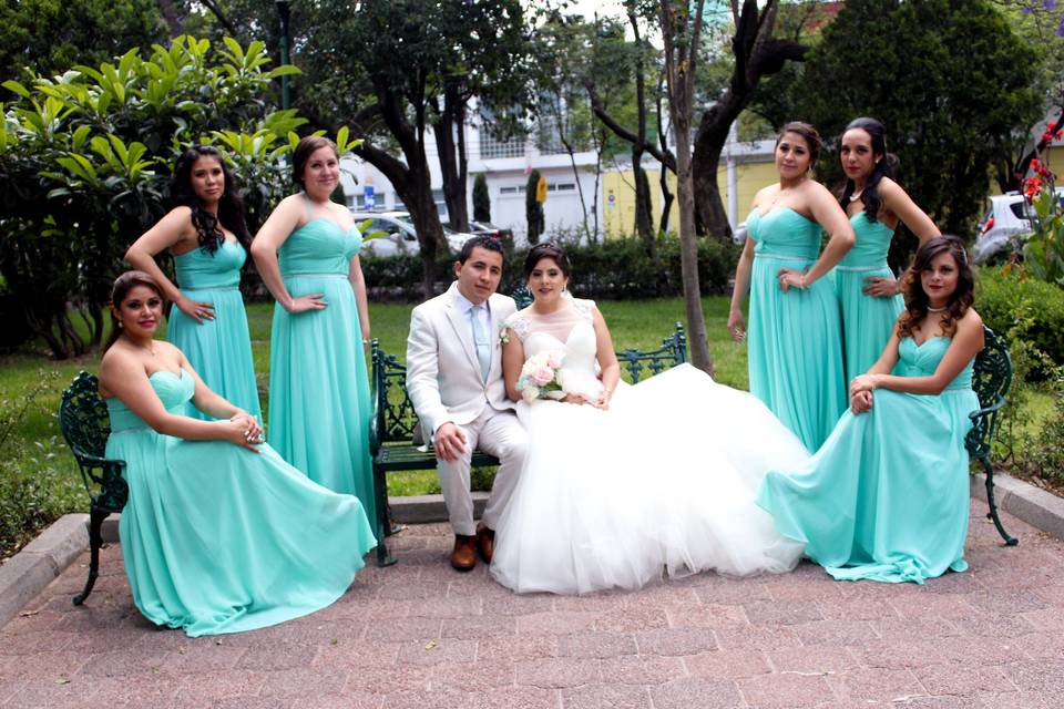 Los novios y las damas