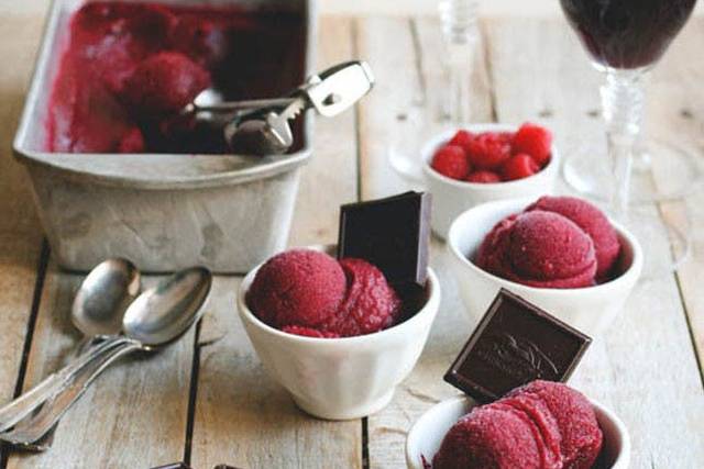 Nieve de vino rosado