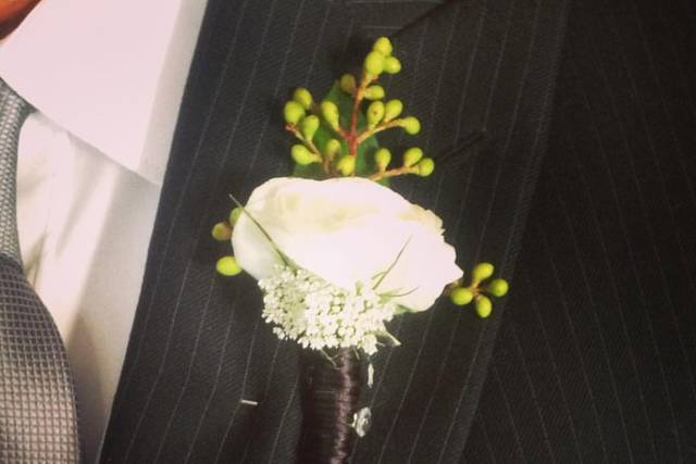 Boutuniere ranuculus