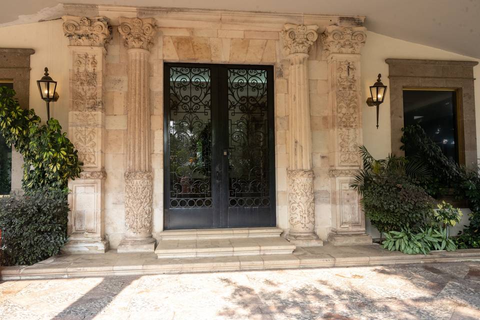 ENTRADA PRINCIPAL