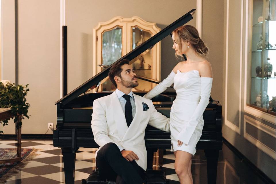 LOS NOVIOS