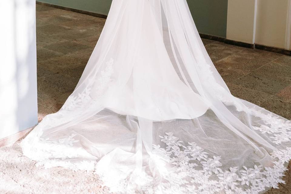 LA NOVIA