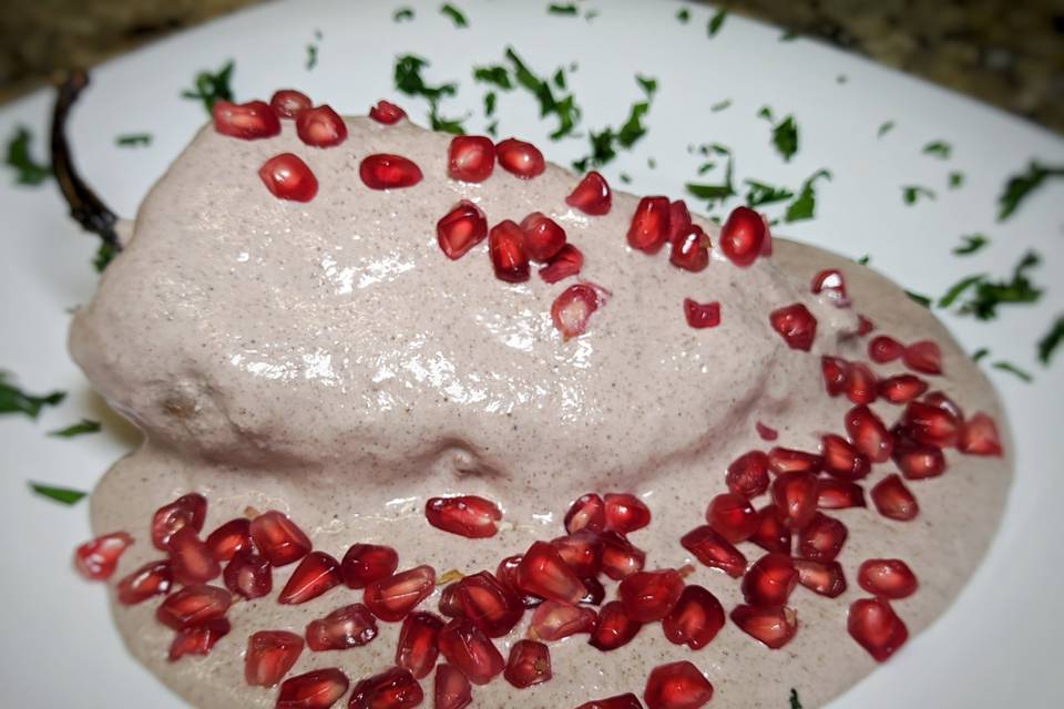 Chiles en nogada