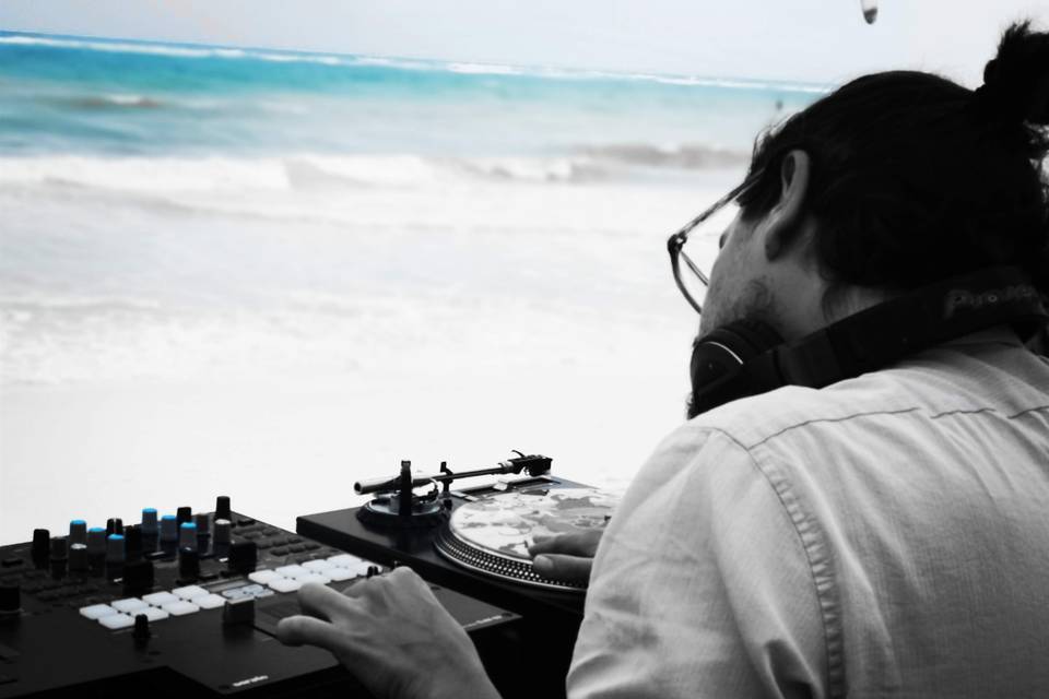 DJ Tulum