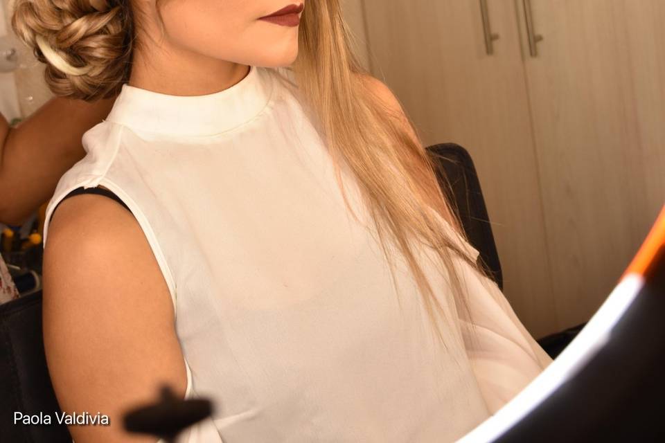 Paola Valdivia Makeup Artist
