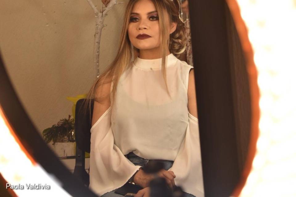 Paola Valdivia Makeup Artist