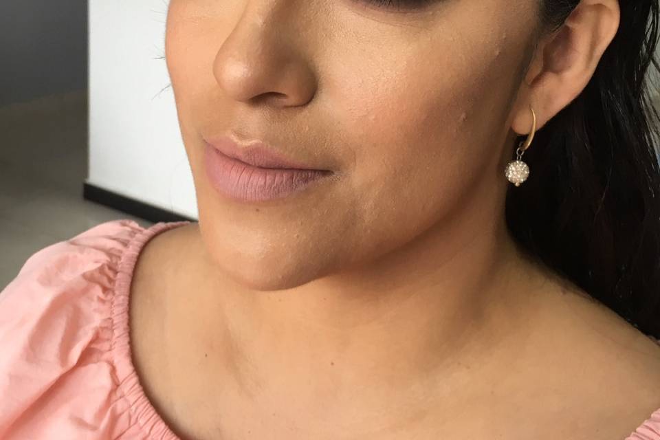Maquillaje social