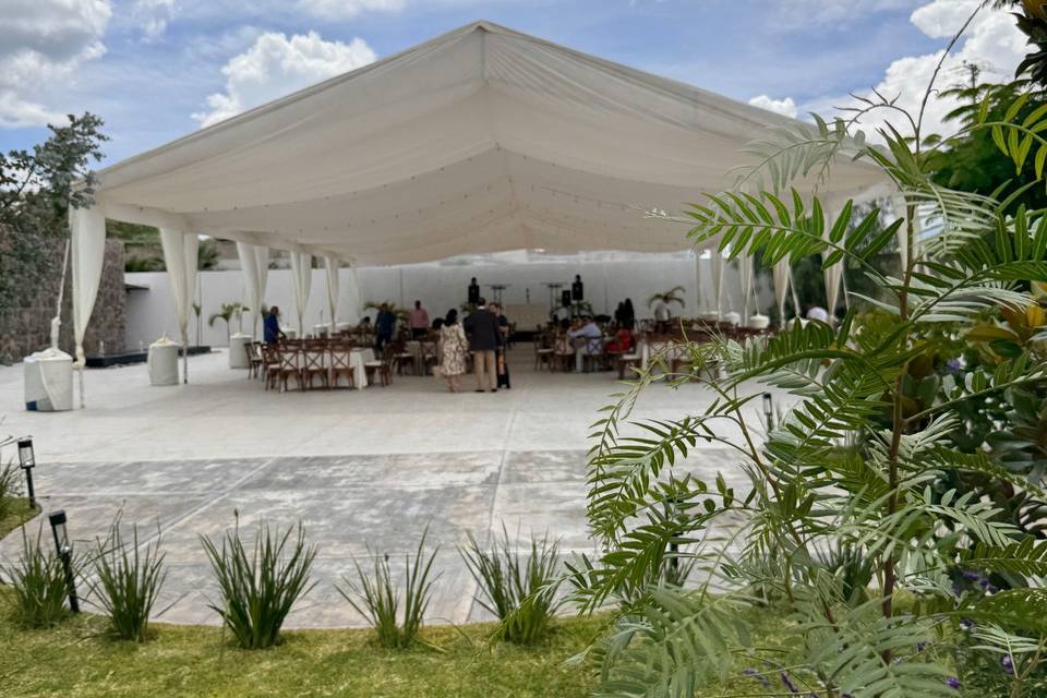 Toldo tipoAleman 15x25 / 370m2