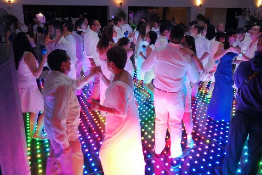 Boda cuerna pista led insspira