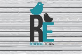 RE Recuerdos Eternos logo