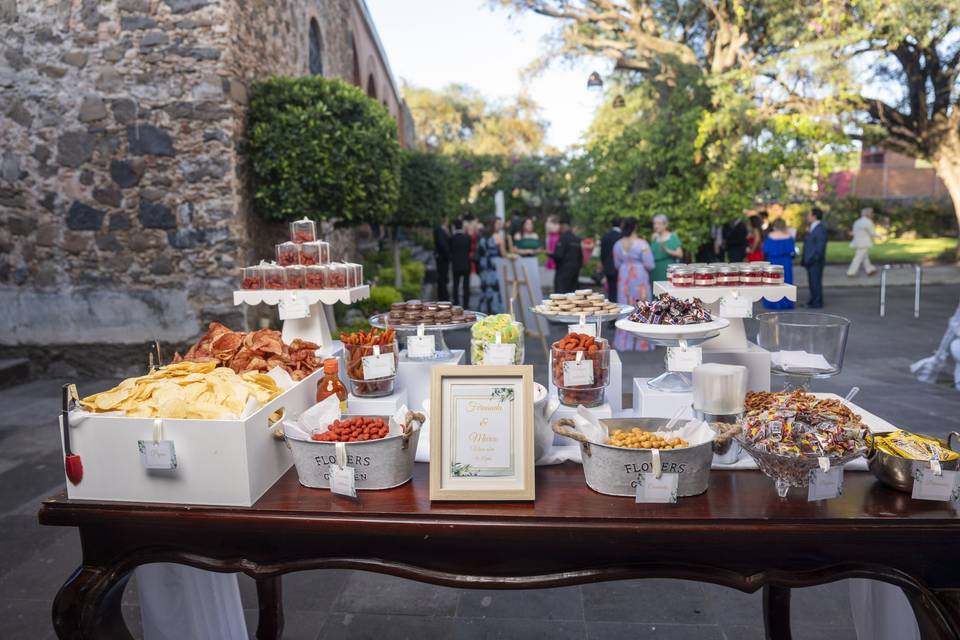 Mesa de dulces/ snacks