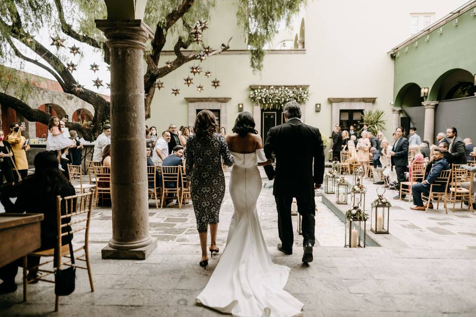 Ceremonia patio frontal