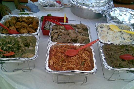 Delicioso buffet para tu evento