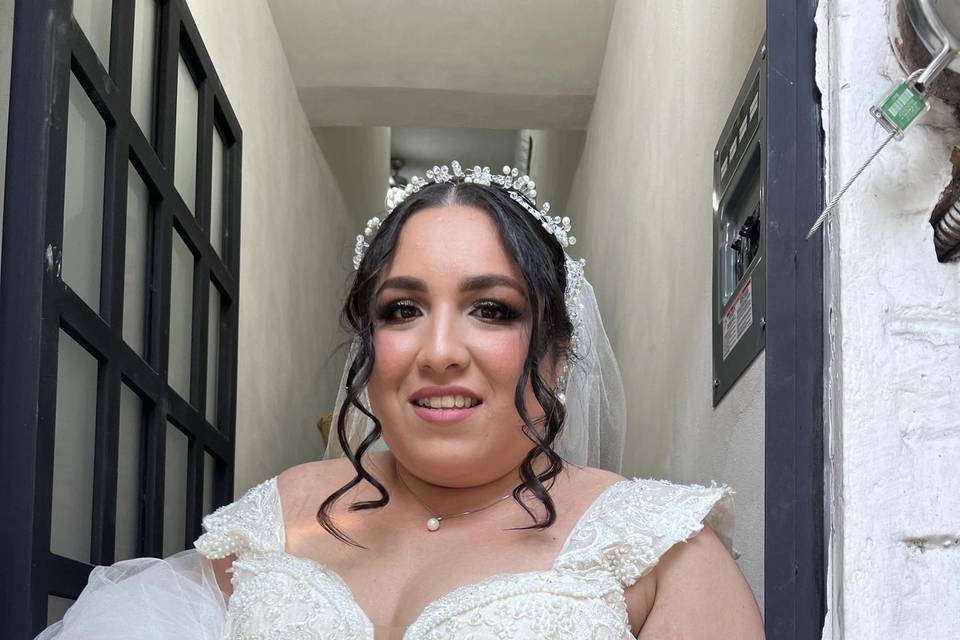 Maquillaje y peinado Novia