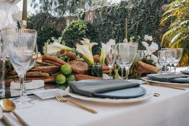 Table setting