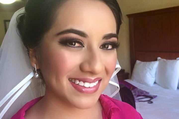 Paulina Hernández Make Up