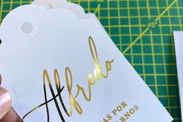 Tags con foil
