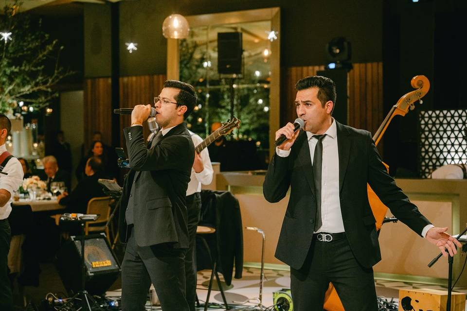 Los cantantes