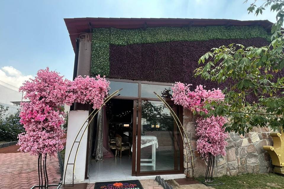 Arco de flores rosas