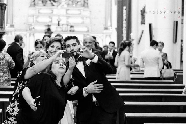 Fotografía de salida de novios