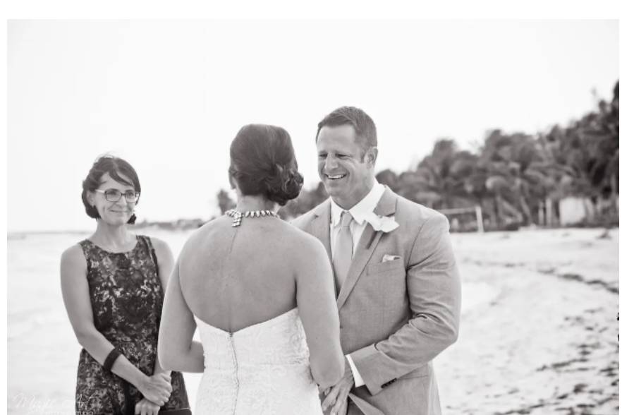 Riviera Maya Officiant