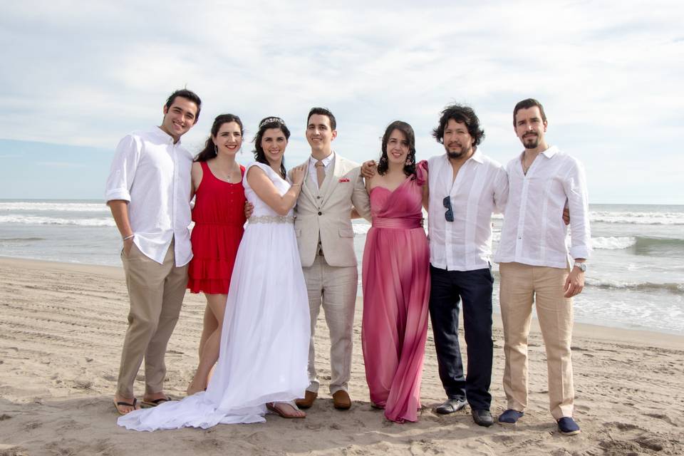 Solo con Acapulco Weddings