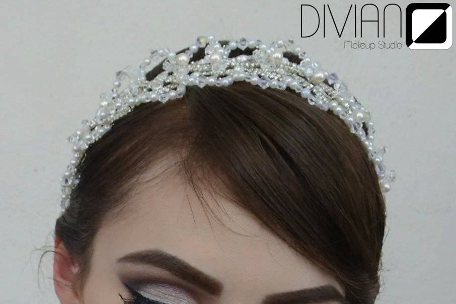 Divian Makeup Studio