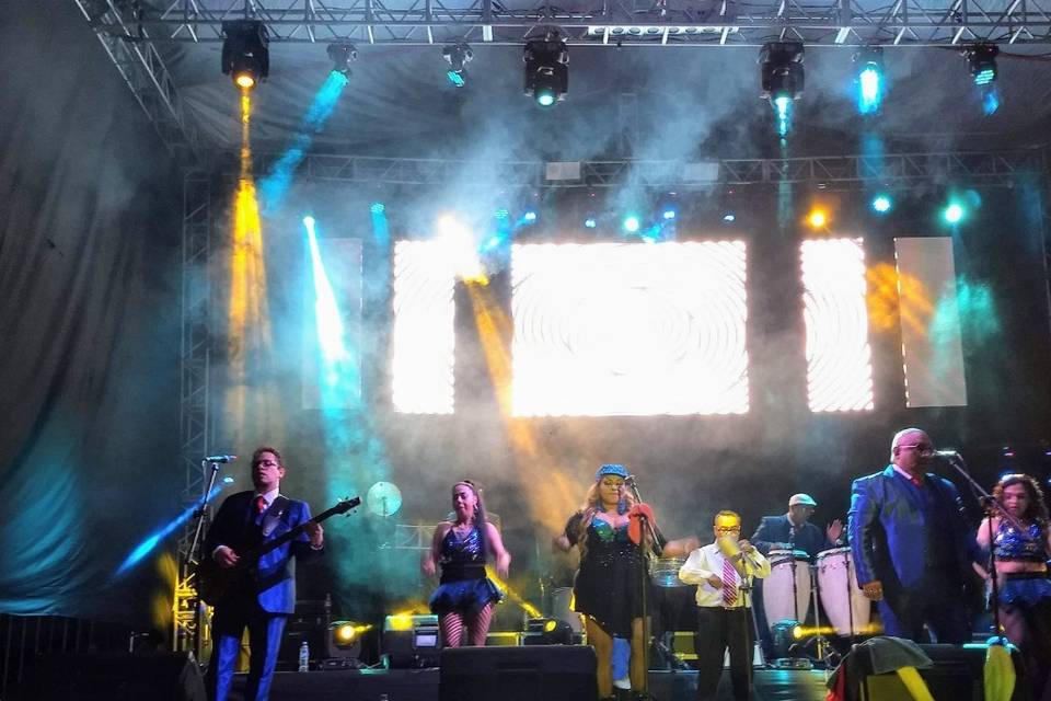 Sonora dinamita en festivales