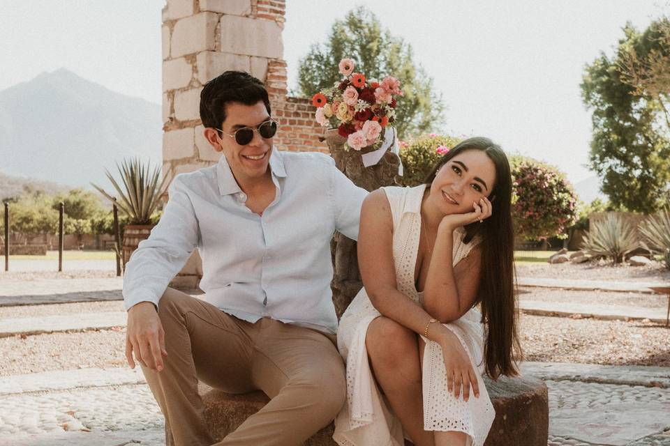 Pareja sentada