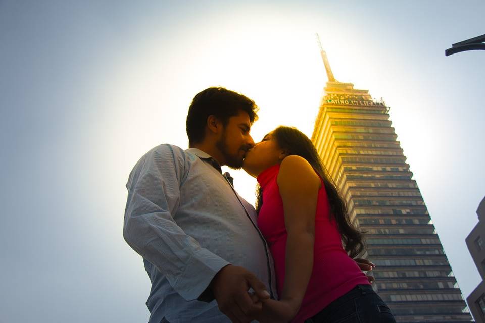 Un beso en la ciudad