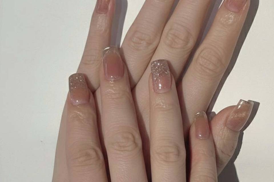 Fenghua Nail Studio