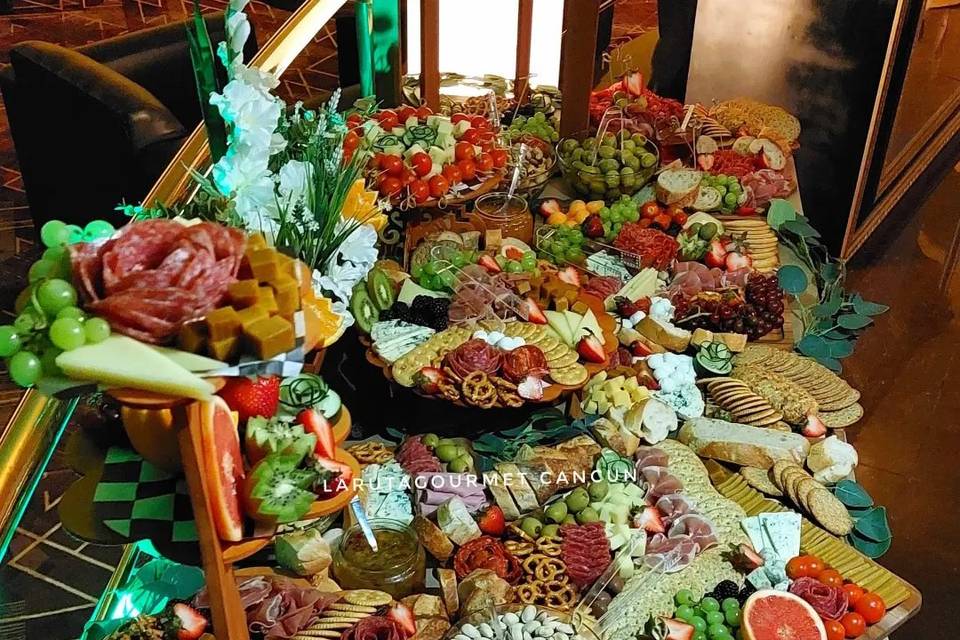 Mesa de charcuteria